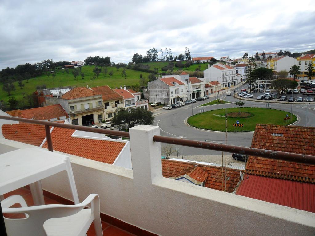 Apartamentos Bau-Doce Cercal do Alentejo Phòng bức ảnh